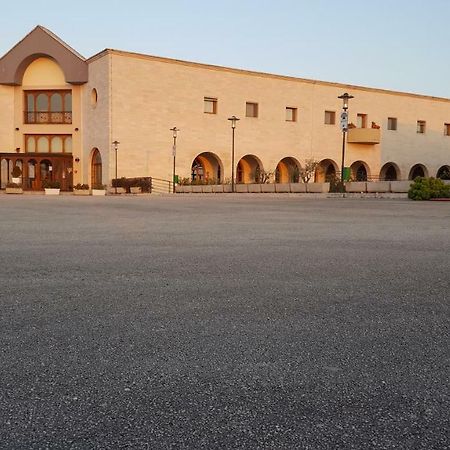 Casa Per Ferie Benedetto XIII Hotel Gravina in Puglia Luaran gambar
